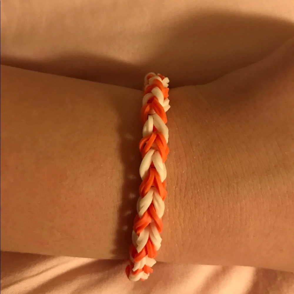 Orange and white double band rainbow loom